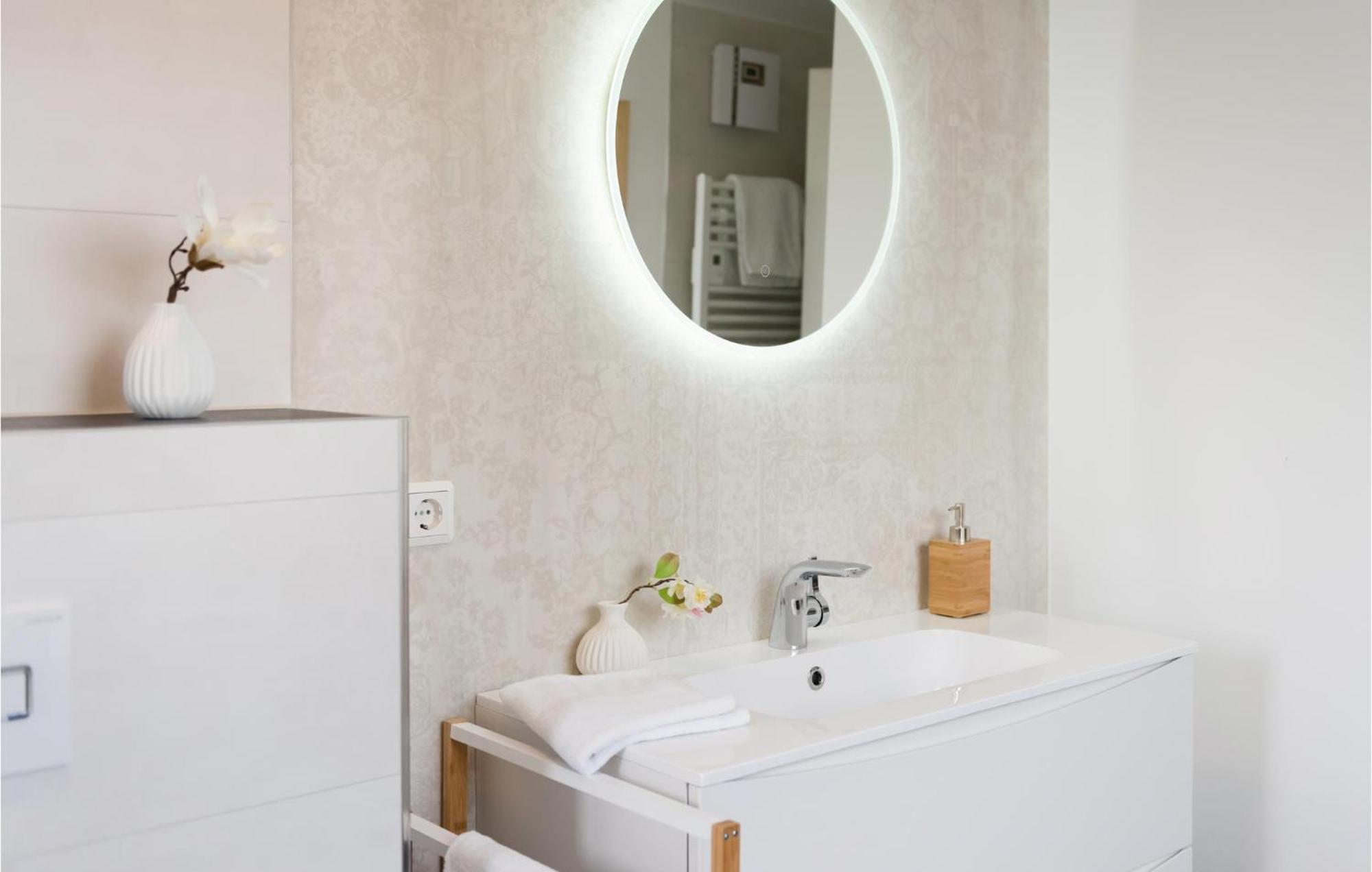 Amazing Apartment In Rechlin With Kitchen Luaran gambar